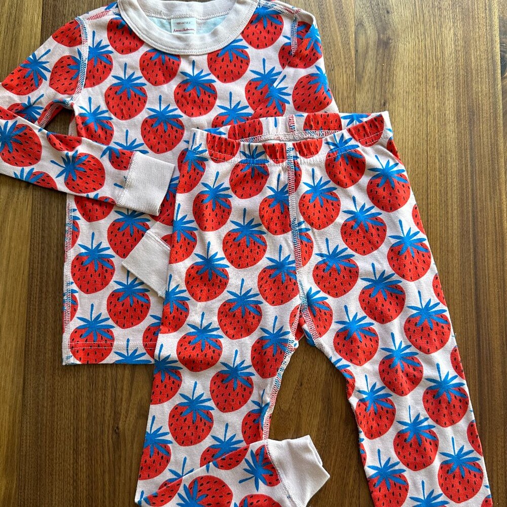 Hanna Andersson 4T Organic Cotton Pajama Set - Strawberry Print